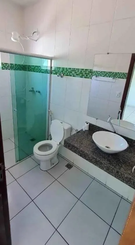 Imagem Vendo uma ótima casa na cidade de Passatempo/MG ( valor 650.000,00 )
