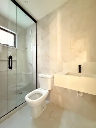 Imagem Casa Duplex com 3 Suítes em Colina de Laranjeiras