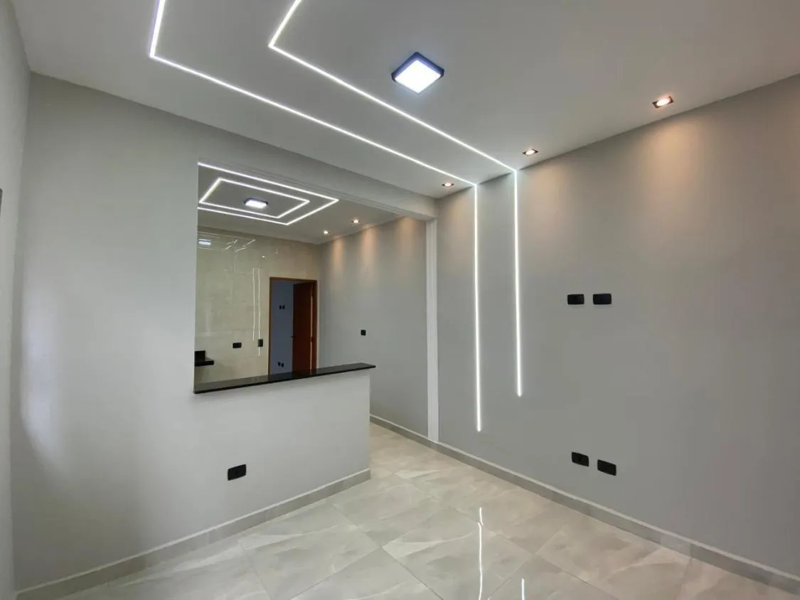 Imagem LINDA CASA NOVA COM PISCINA NO VERDE MAR