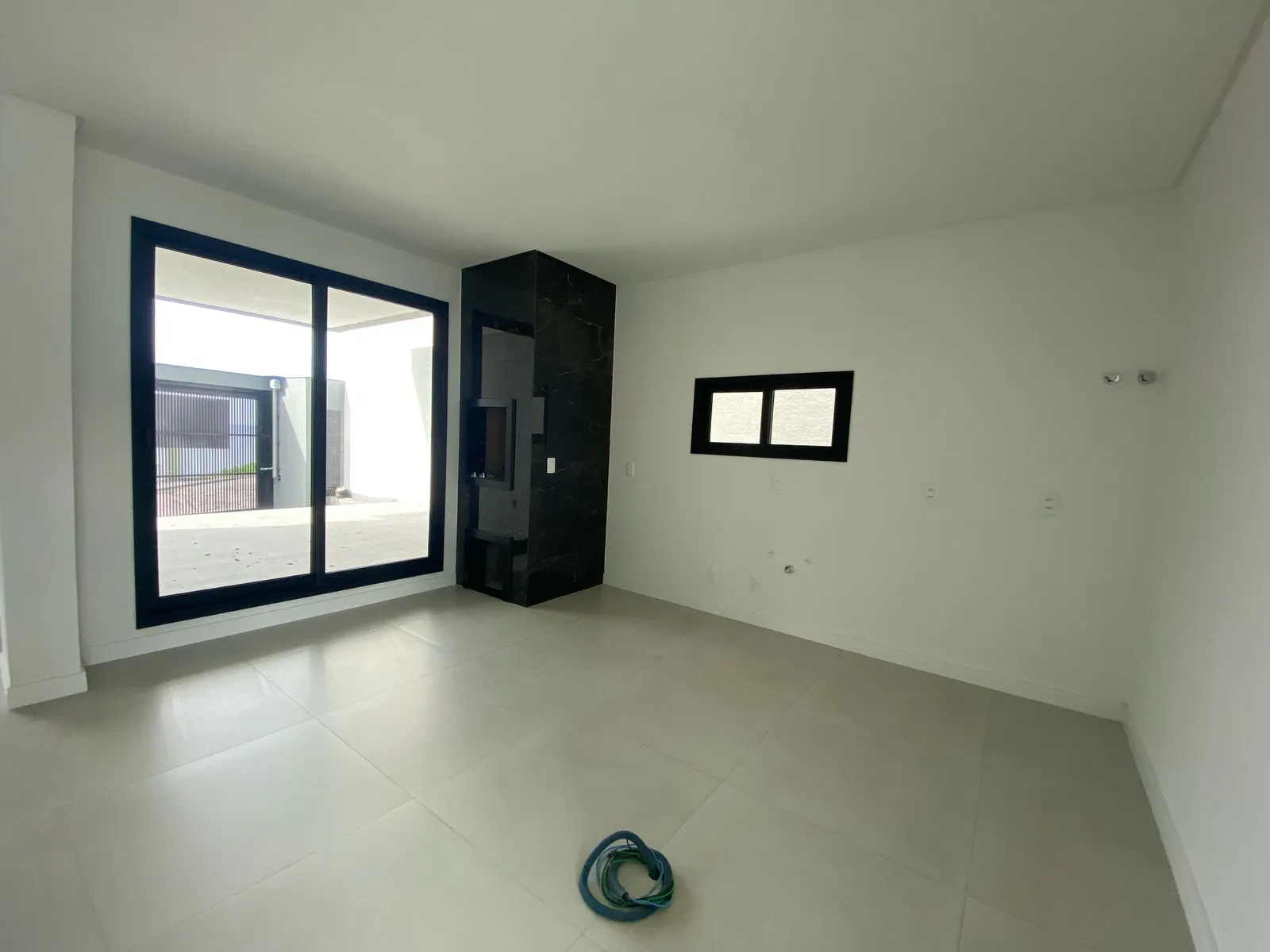 Imagem Casa com vista para o mar à venda com 200m2 por R$ 4.200.000,00