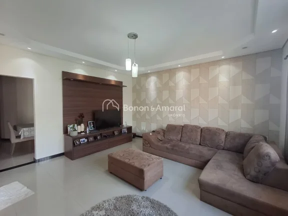 Imagem Casa térrea à venda no Parque Bom Retiro em Paulínia/SP, com 179m² de área construída e excele...