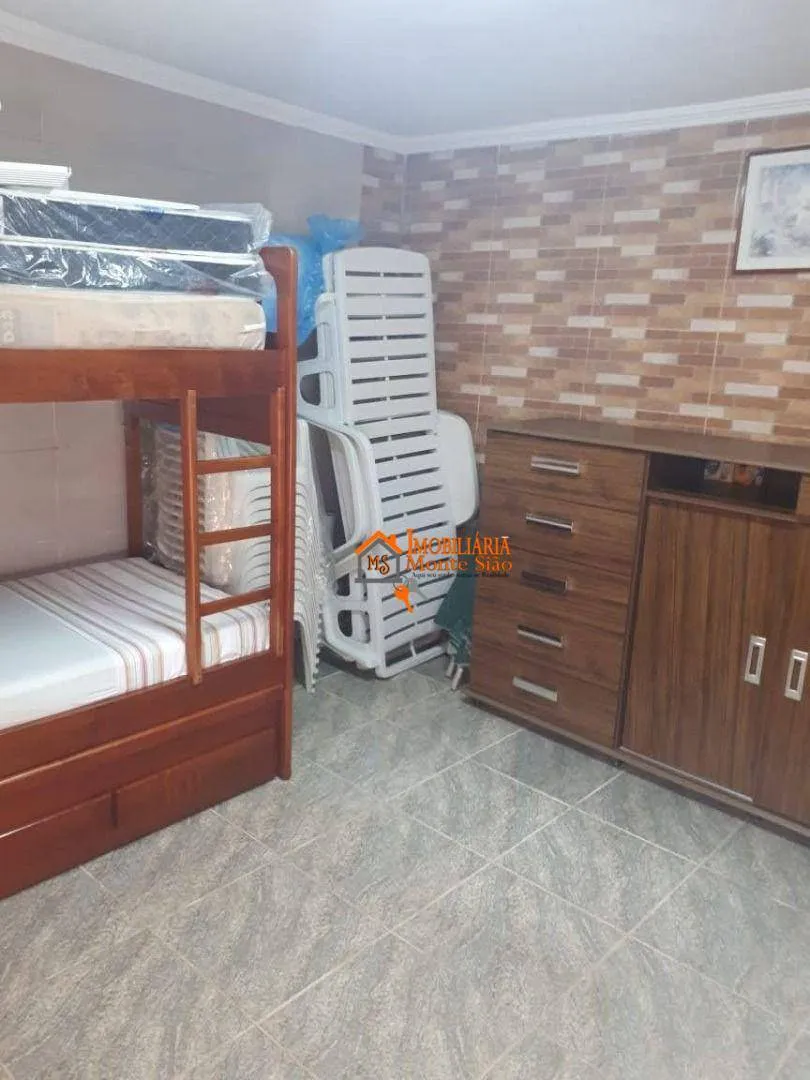 Imagem Sítio com 2 dormitórios à venda, 223 m² por R$ 583.000,00 - Guanabara - Mogi das Cruzes/SP