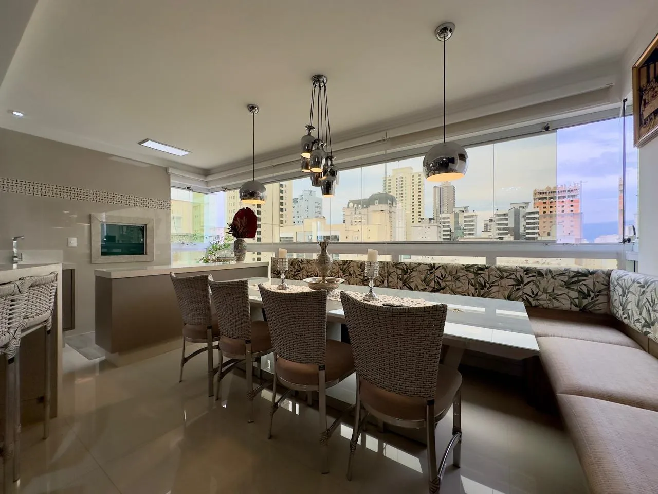 Imagem Apartamento à venda com 135m2 por R$ 2.650.000,00