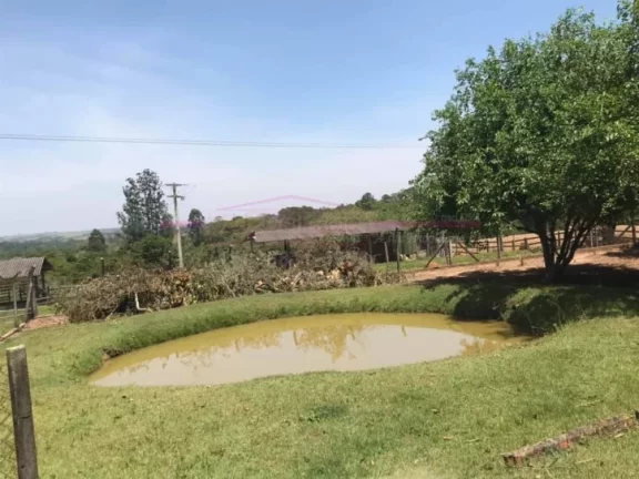 Imagem Sitio com estrutura completa. Área de terreno com 30.000m²,