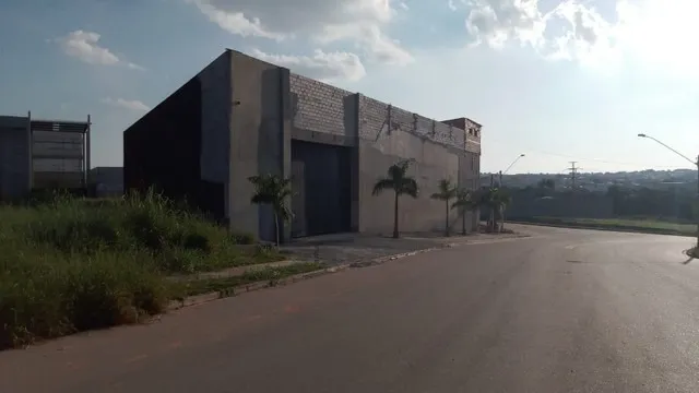 Imagem Excelente galpão para locação no Bairro Parque Empresarial das Mangueiras.