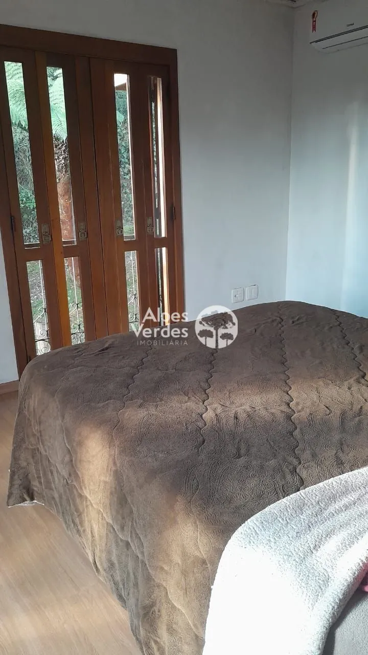 Imagem Vende-se Casa em Canela-RS, no Bairro Maggi, com 2 quartos