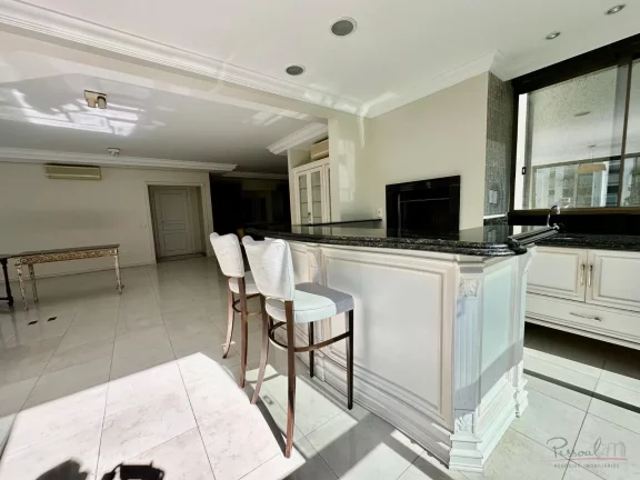Imagem Apartamento 4 dormitórios sendo 3 Suites 3 vagas no Centro - Florianopolis Oportunidade Única no C...