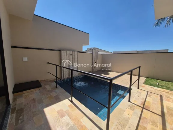 Imagem Casa moderna e sofisticada à venda em condomínio com segurança 24 horas, ideal para quem busca co...