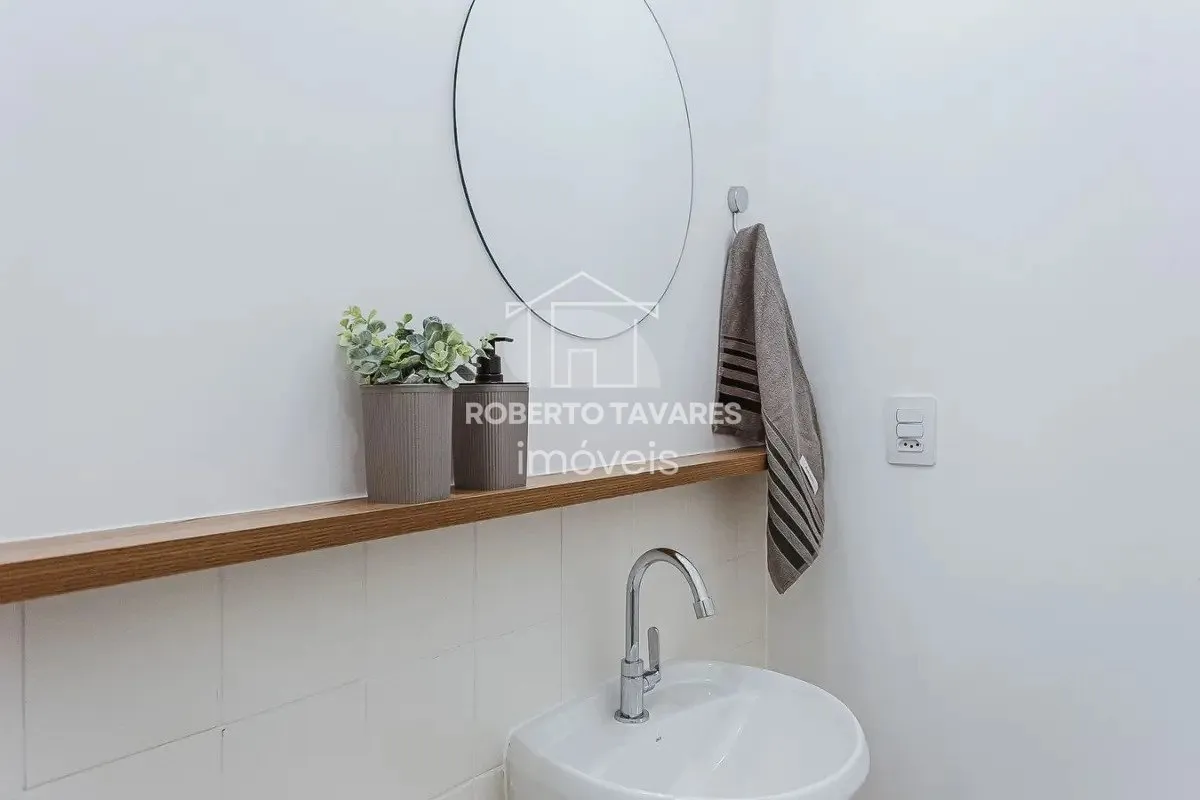 Imagem Apartamento mobiliado com 4 quartos, 2 suítes, 4 banheiros e 1 vaga de garagem.