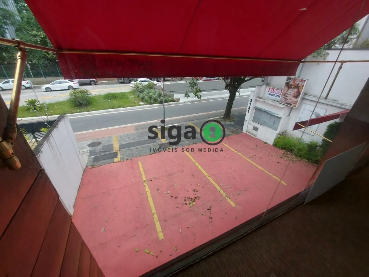 Imagem Casa Comercial para Locação em Pinheiros, com 350m² com 8 vagas, Sem mobilia