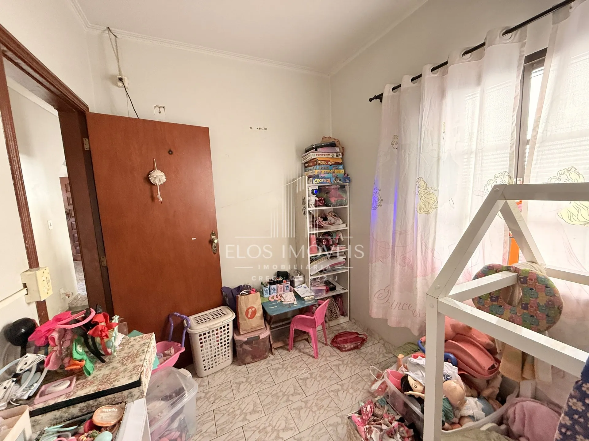Imagem Casa de 3 quartos, 170m² no bairro Parque das Nações, em Limeira