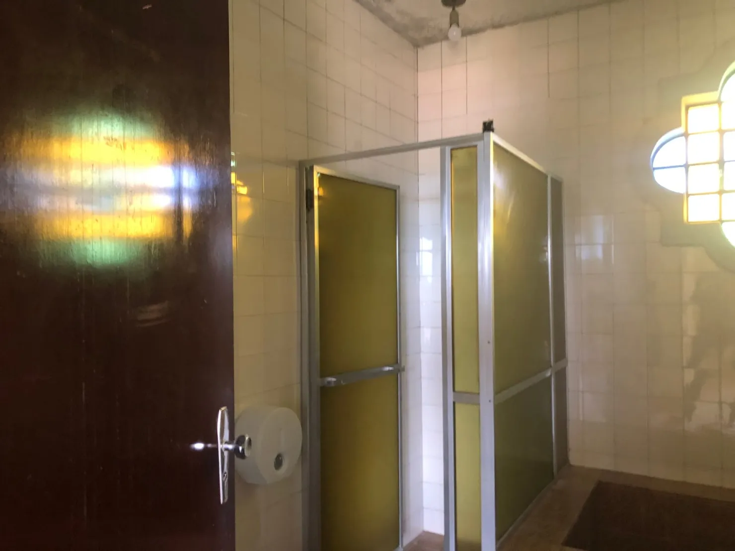 Imagem Comercial à venda 4 Quartos, 2 Suites, 8 Vagas, 786M², Jardim Boa Vista, Pindamonhangaba - SP