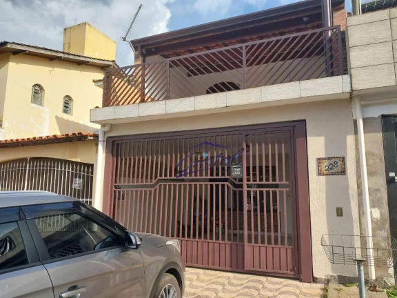 Foto do imóvel Casa com 3 dormitórios à venda, 183 m² por R$ 800.000,00 - Granja Viana - Cotia/SP
