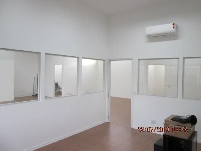 Imagem Galpão para Alugar, 446 m² em Vila Anastácio - São Paulo