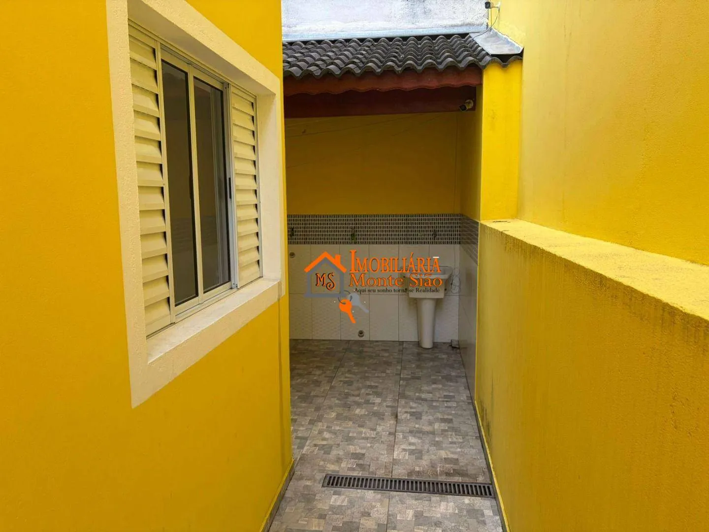 Imagem Casa com 3 dormitórios à venda, 135 m² por R$ 580.000,00 - Cumbica - Guarulhos/SP