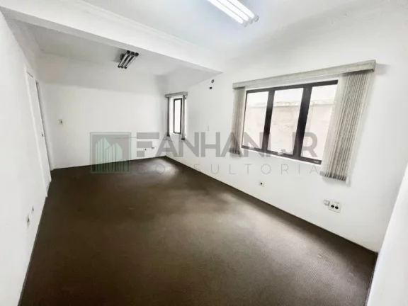 Imagem Casa Comercial de Alto Padrão com 14 Salas e 600m² no Jardim América, São Paulo-SP - Venda ou Locação!
