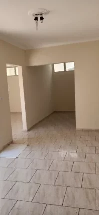 Imagem Casa 3 dormitórios, sendo uma suíte locação para comercial e ou residencial