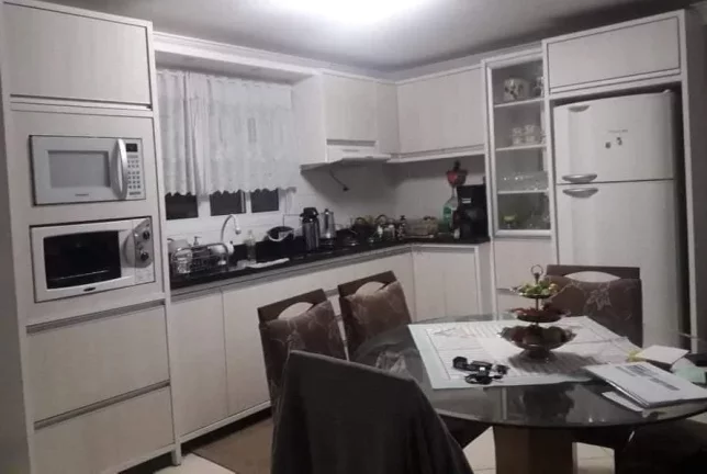 Imagem Casa comercial no Centro de Balneário Camboriú.