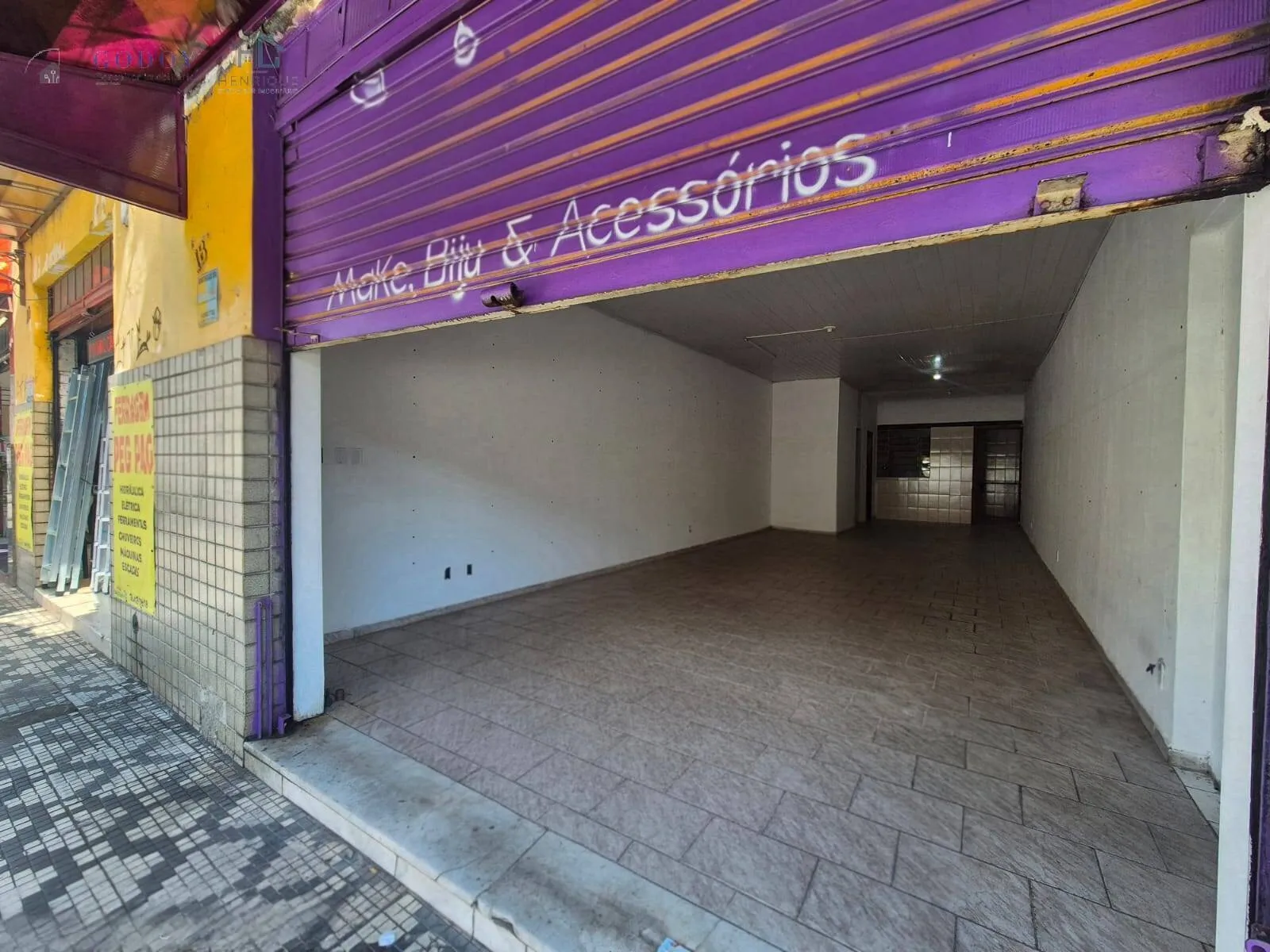 Imagem Excelente Loja Comercial ao Lado do Mercado Municipal - Centro
