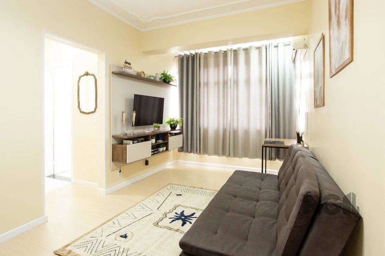 Imagem Apartamento de dois quartos no bairro Farroupilha em Porto Alegre.