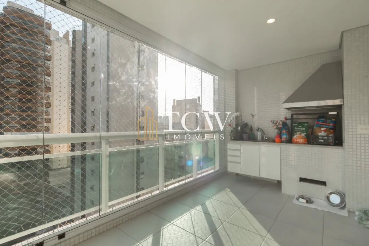 Imagem Apartamento 3 Suítes em Aclimação SP