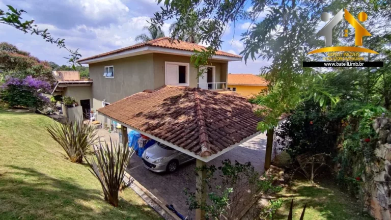 Imagem Casa a venda e locação no condomínio Chácara das Paineiras II na Granja Viana - Batelli Imóveis