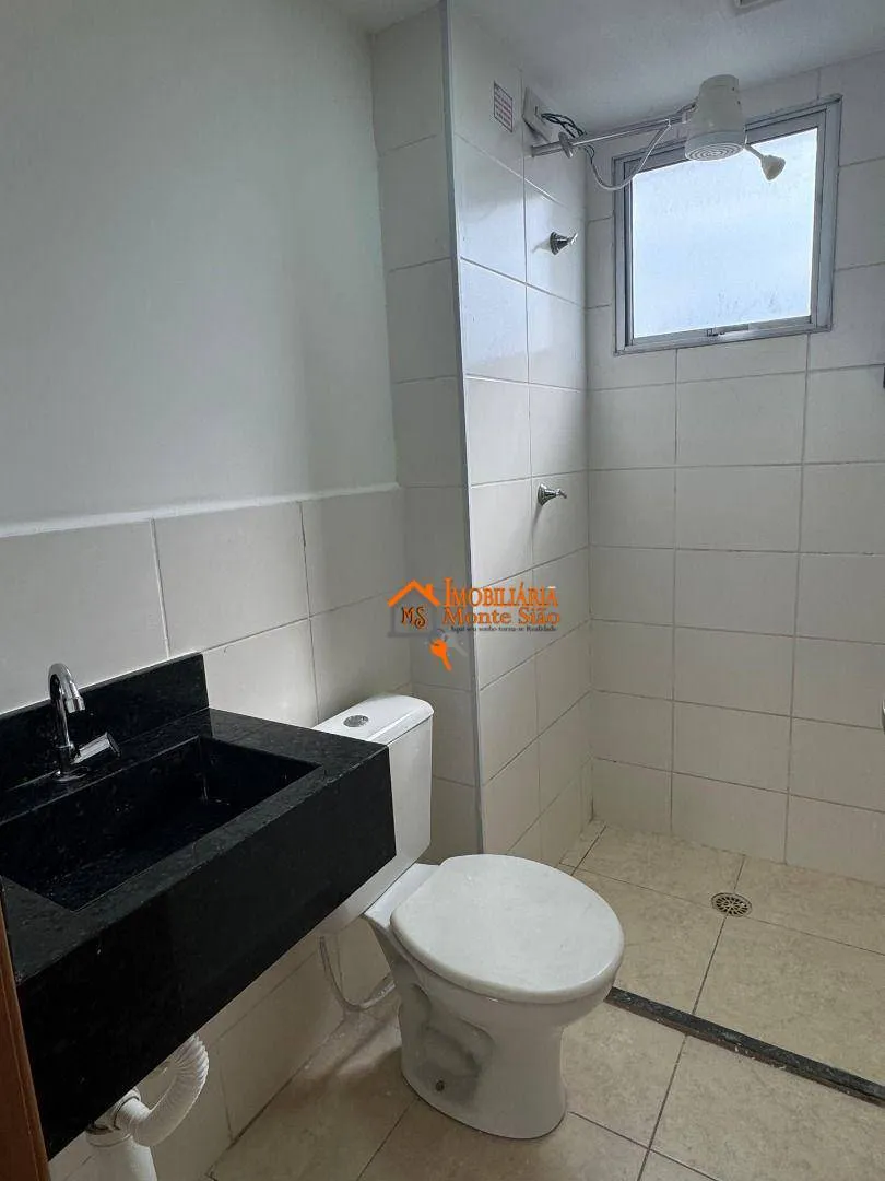 Imagem Apartamento com 2 dormitórios à venda, 41 m² por R$ 250.000,00 - Água Chata - Guarulhos/SP