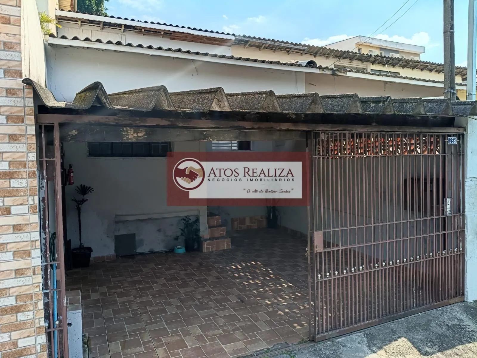 Imagem Casa de 2 dormitorios e 2 vagas à venda em Vila Campo Grande, SP - 2 dorms, 90m²