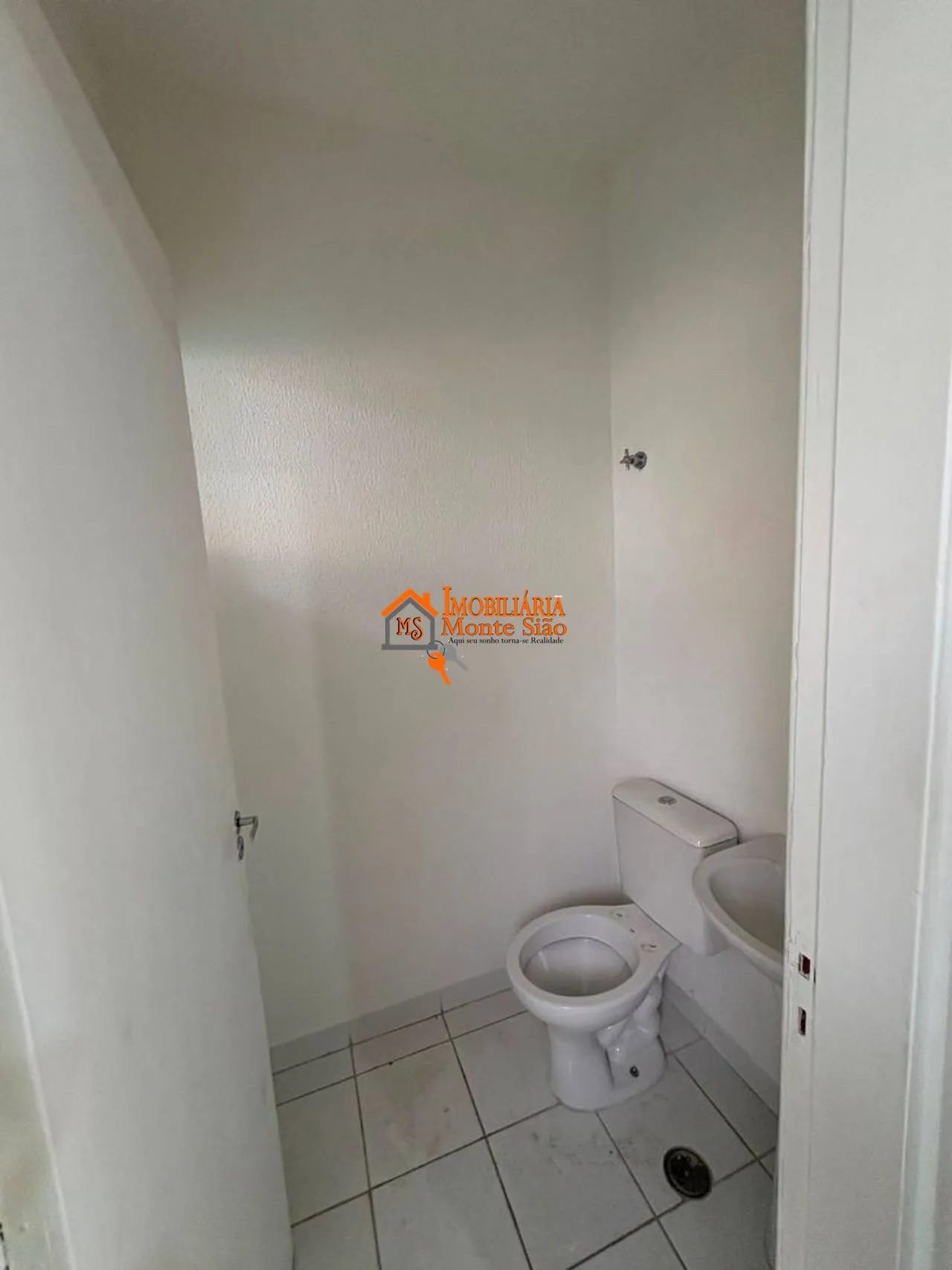 Imagem Sobrado com 2 dormitórios à venda, 70 m² por R$ 380.000,00 - Jardim Aracaré - Itaquaquecetuba/SP