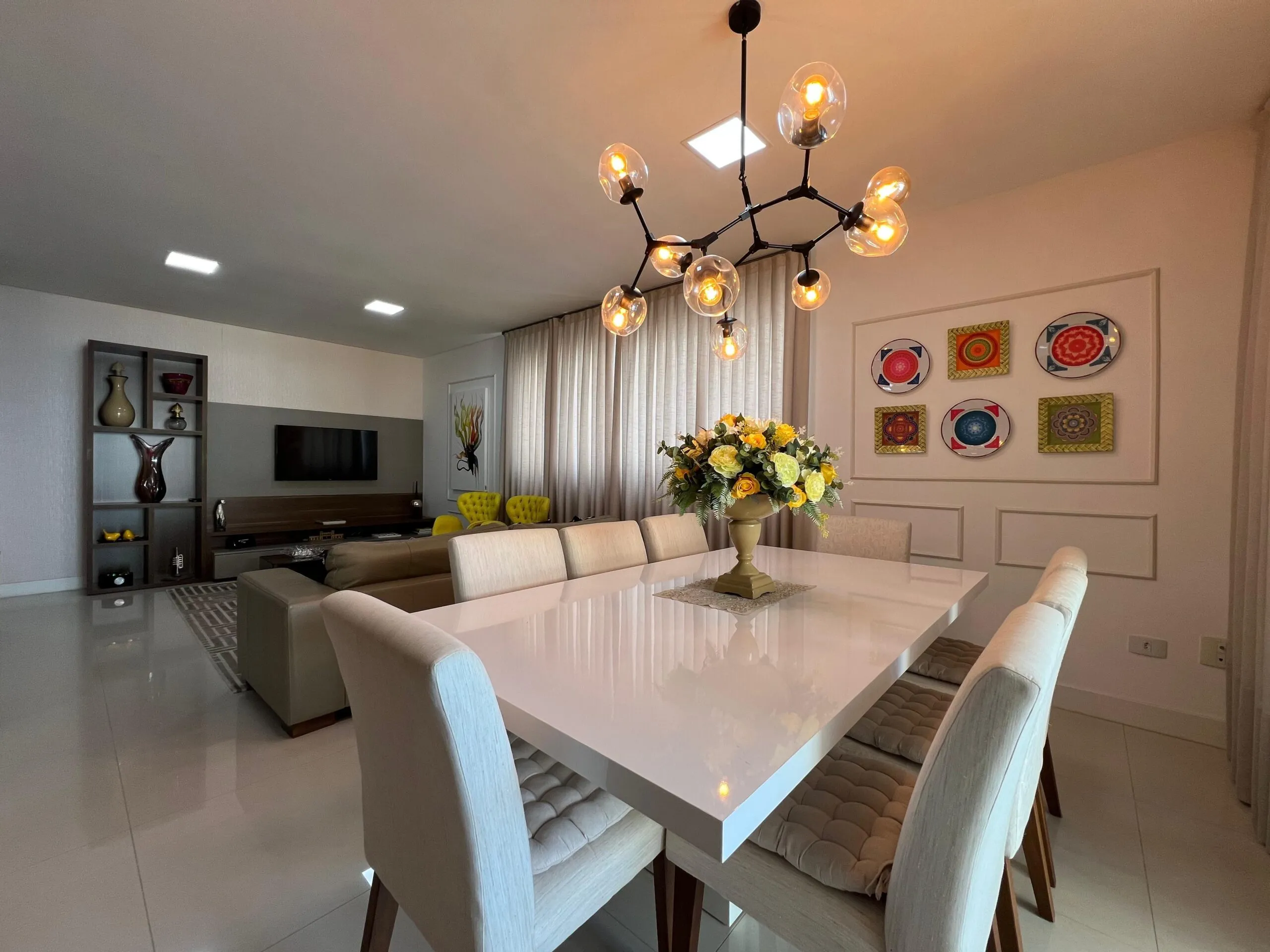 Imagem Apartamento com vista para o mar à venda com 197m2 por R$ 5.590.000,00