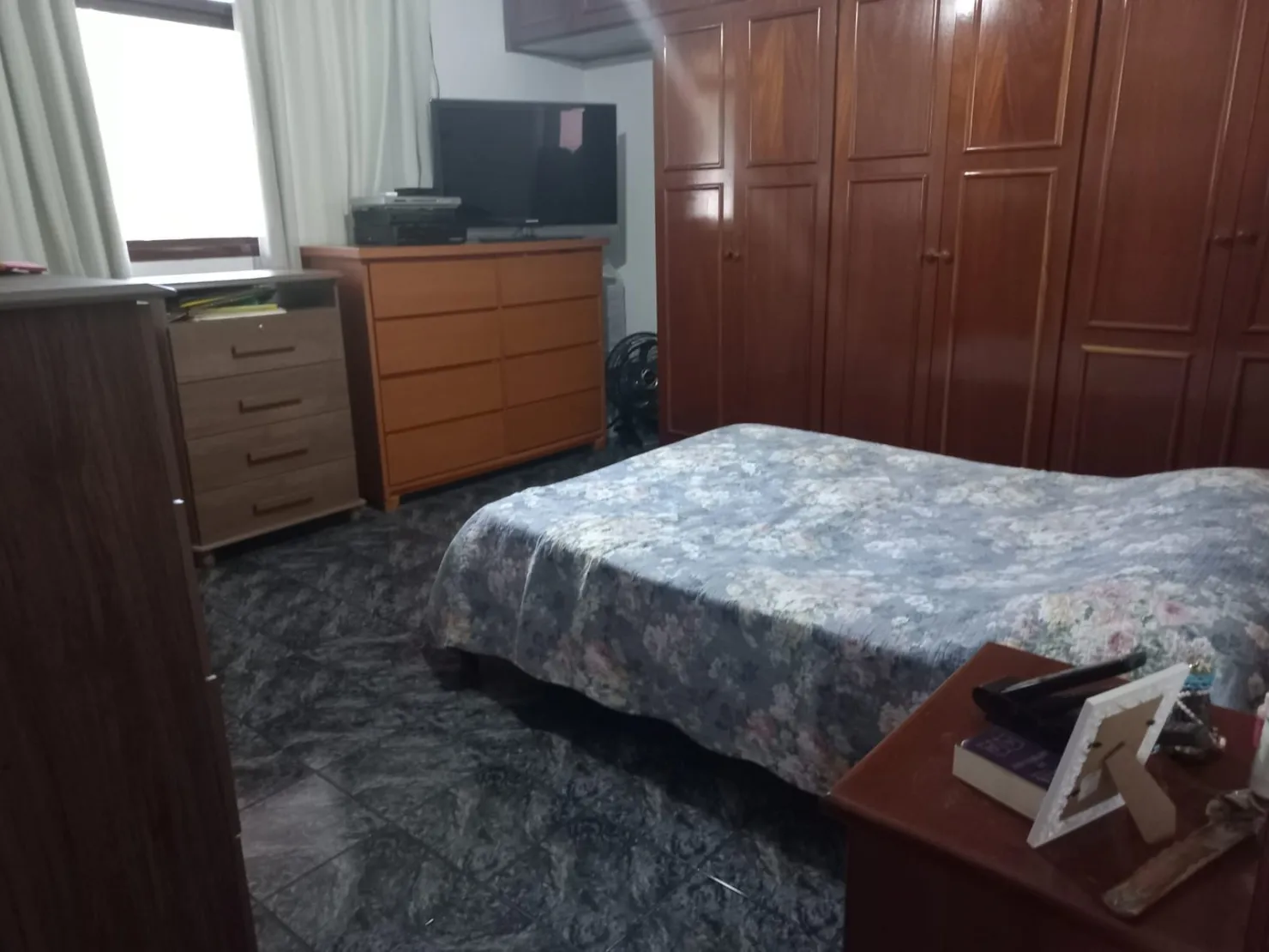 Imagem Casa à venda 3 Quartos, 1 Suite, 6 Vagas, 1853M², São Geraldo, Aparecida - SP