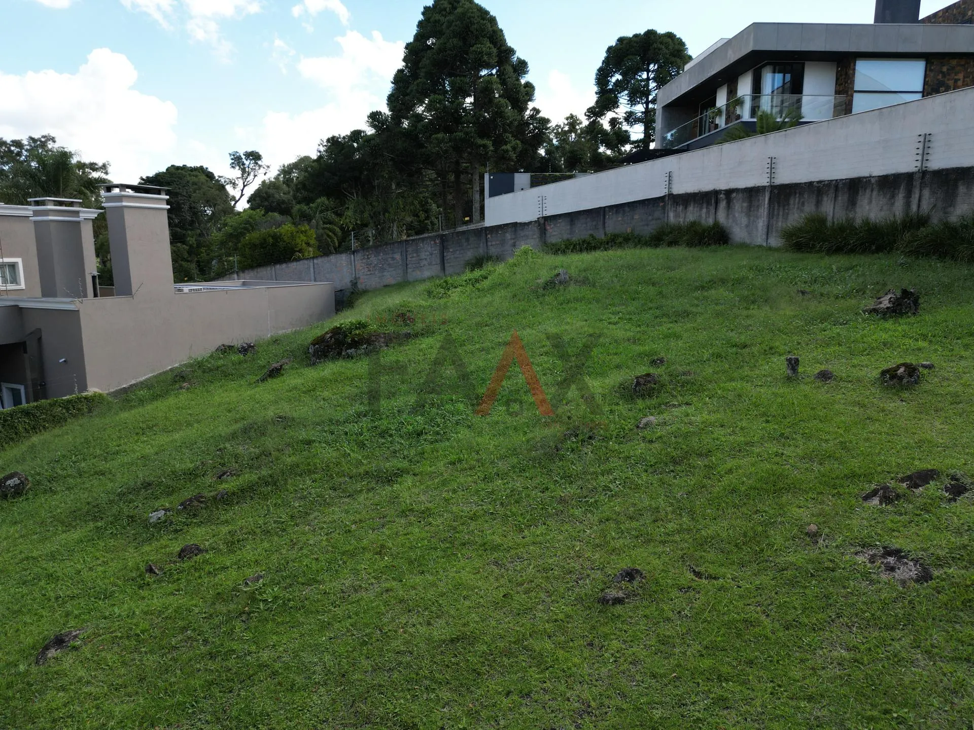 Foto do imóvel Terreno em condomínio Fechado com ótima valorização no mirante Jordão