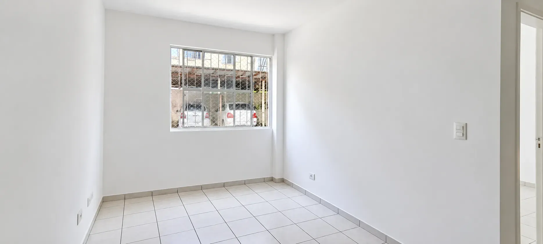 Imagem Apartamento com 2 Quartos à Venda, 44 m² em Coqueiros - Florianópolis