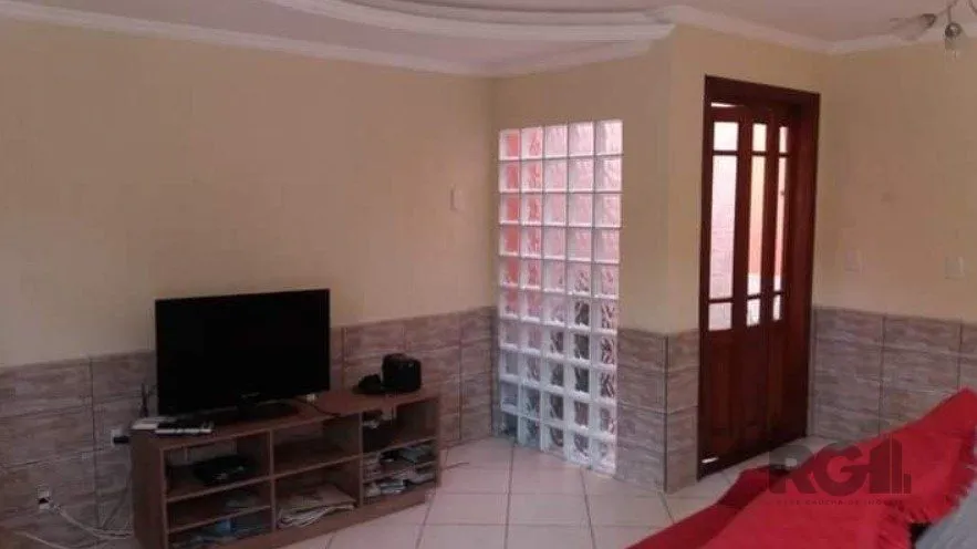 Imagem Casa 179m², 3 dormitórios, 3 vagas no bairro Parque Santa Fé