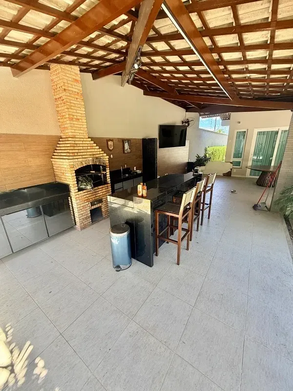 Imagem Casa com 5 Quartos à Venda, 500 m² em De Lourdes - Fortaleza