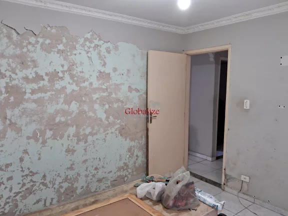 Imagem Apartamento térreo de 3 dormitórios em Santos na Aparecida no BNH(Plano 4) para reforma à venda por R$ 310.000,00