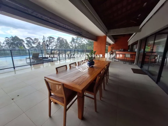 Imagem ALTO PADRÃO 5 SUÍTES PISCINA DE BORDA INFINITA LAZER COMPLETO CASA/CASEIRO
