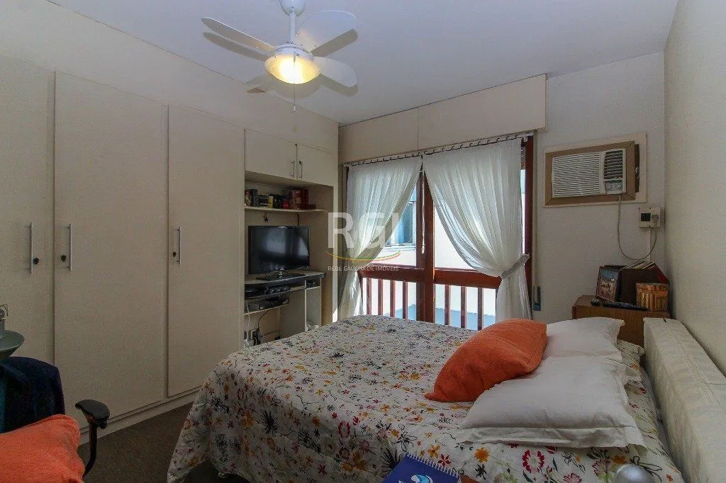 Imagem Cobertura para Venda - 240m², 3 dormitórios, sendo 1 suites, Rio Branco