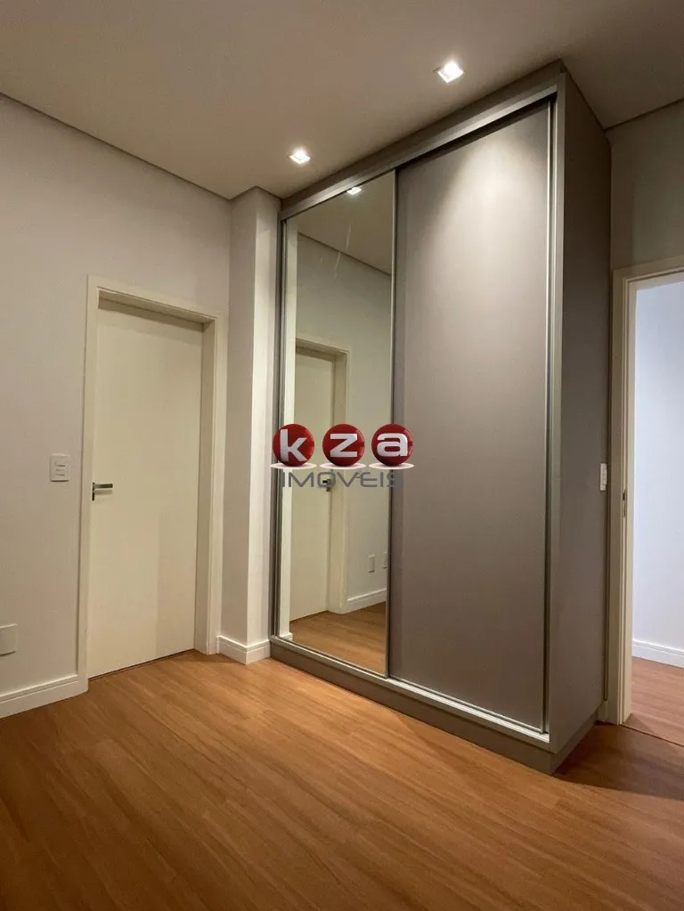 Imagem Casa de luxo à venda em Paulínia-SP, Condomínio Residencial Royal Garden: 3 quartos, 3 suítes, 2 salas, 4 vagas de garagem, 186m².