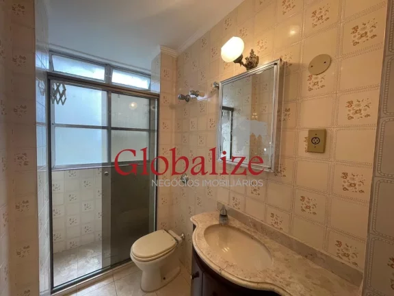 Imagem APARTAMENTO À VENDA COM 2 DORMITÓRIOS, 2 VAGAs DE GARAGEM NO BAIRRO DO GONZAGA EM SANTOS POR R$469.000,00