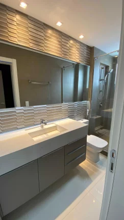 Imagem Apartamento com 3 dormitórios sendo 3 suítes e 3 vagas de garagem em Balneário Camboriú/SC