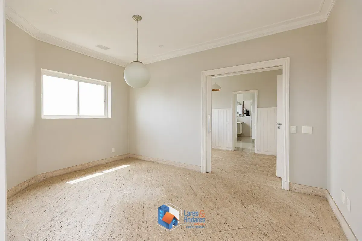 Imagem Triplex para venda em Vila Suzana com 4 quartos, sendo 4 suítes, 347m²