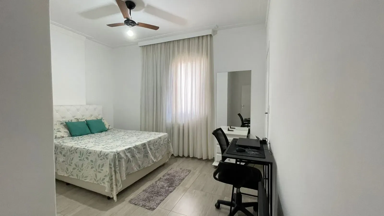 Imagem Apartamento com 2 Quartos à Venda, 93 m² em Marapé - Santos
