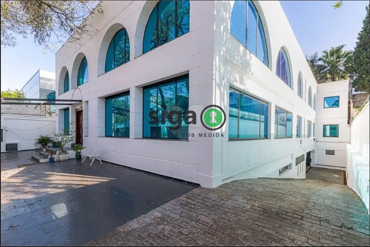Imagem Casa Comercial de Alto Padrão de 1250 metros ao lado do JOCKEY CLUB