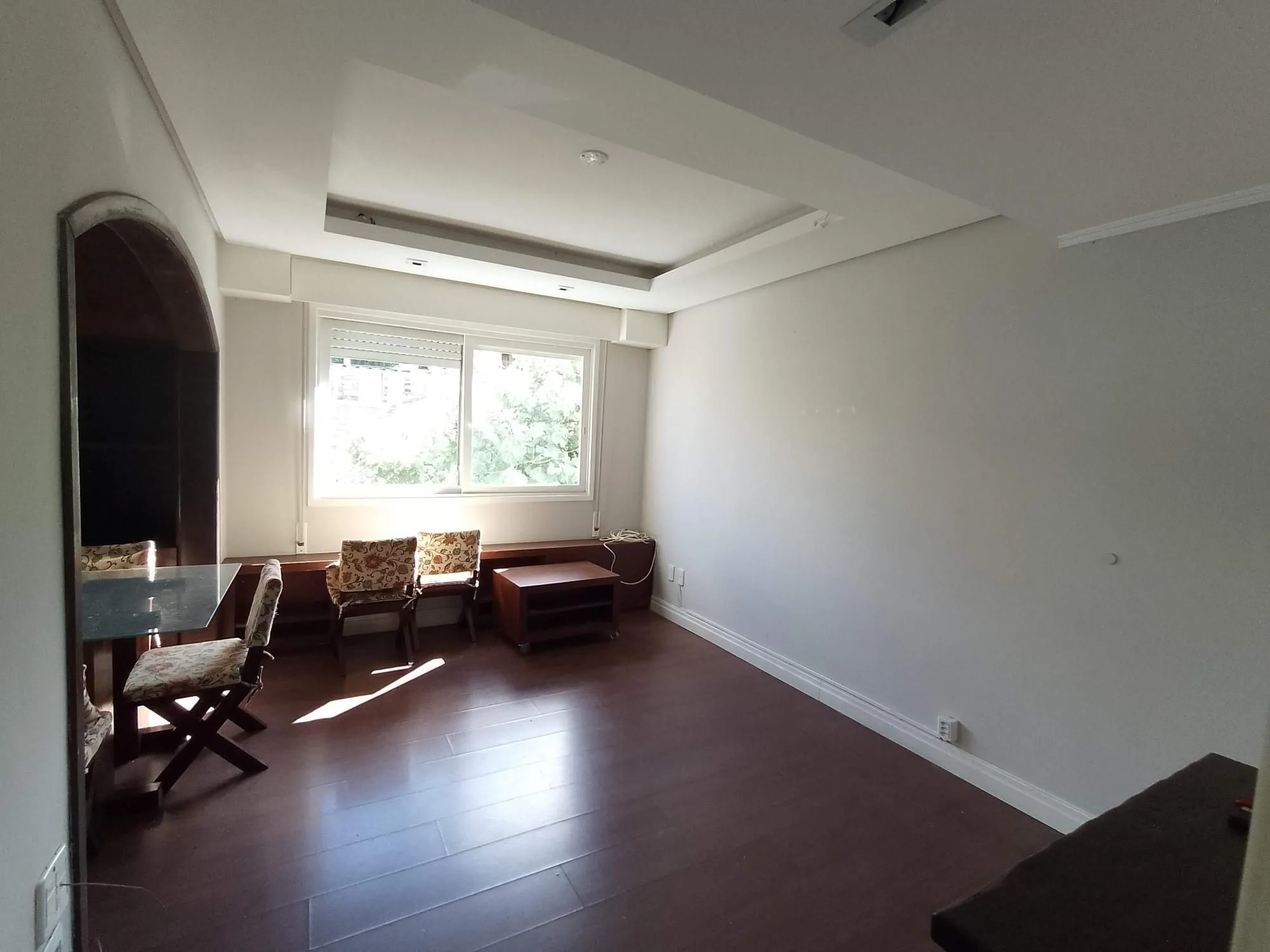Imagem Apartamento 2 dormitórios com sacada e vaga perto da PUC