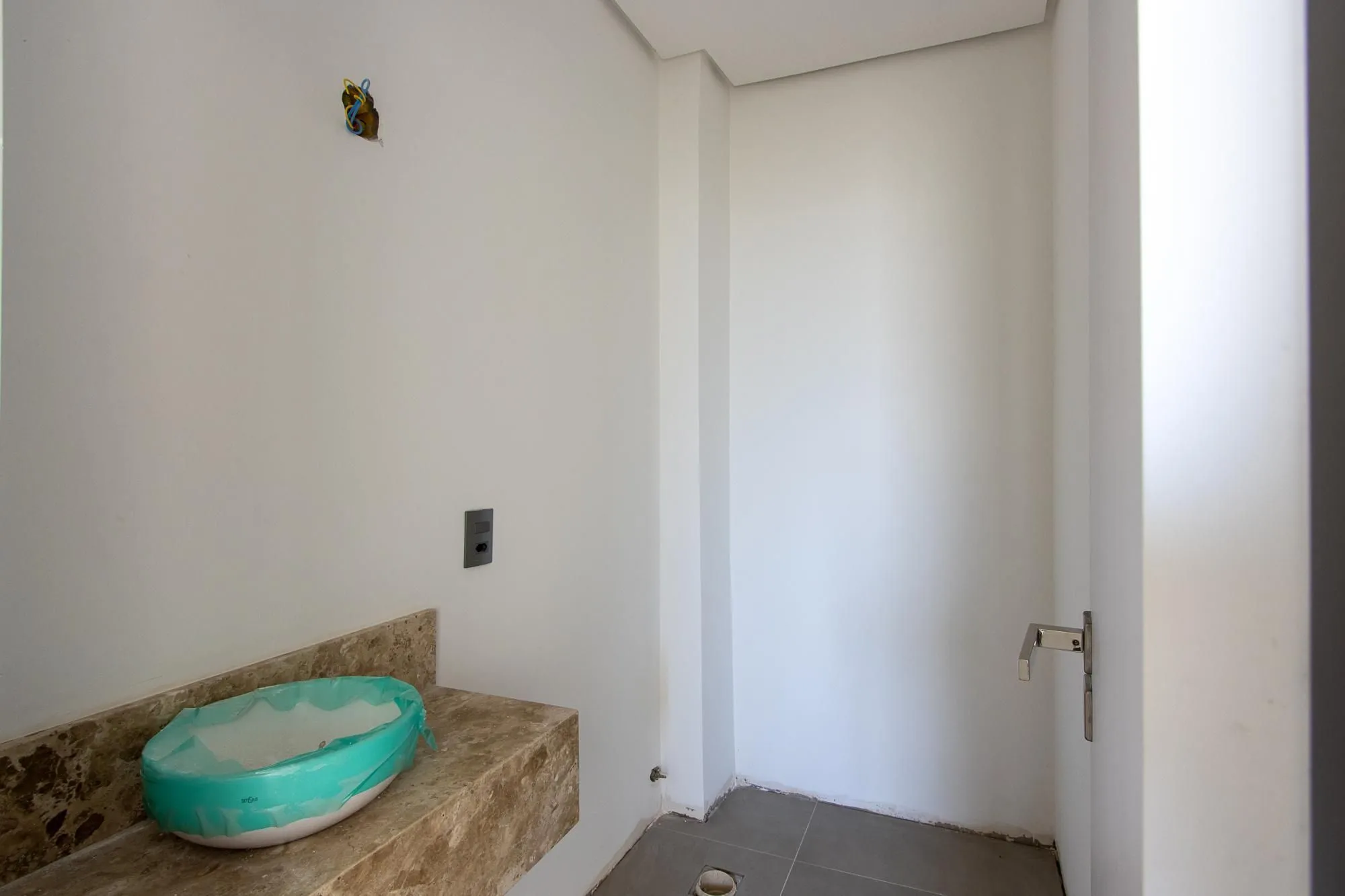 Imagem Casa em condomínio com conforto e exclusividade no bairro Tristeza