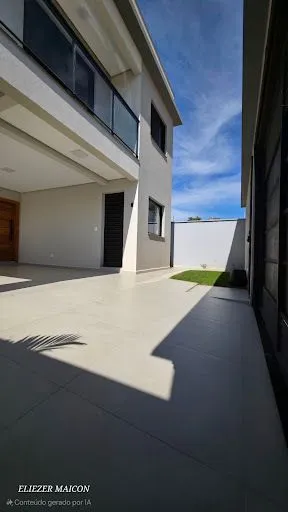 Imagem Casa a venda com piscina no bairro Jardim Florença em Poços de Caldas - MG