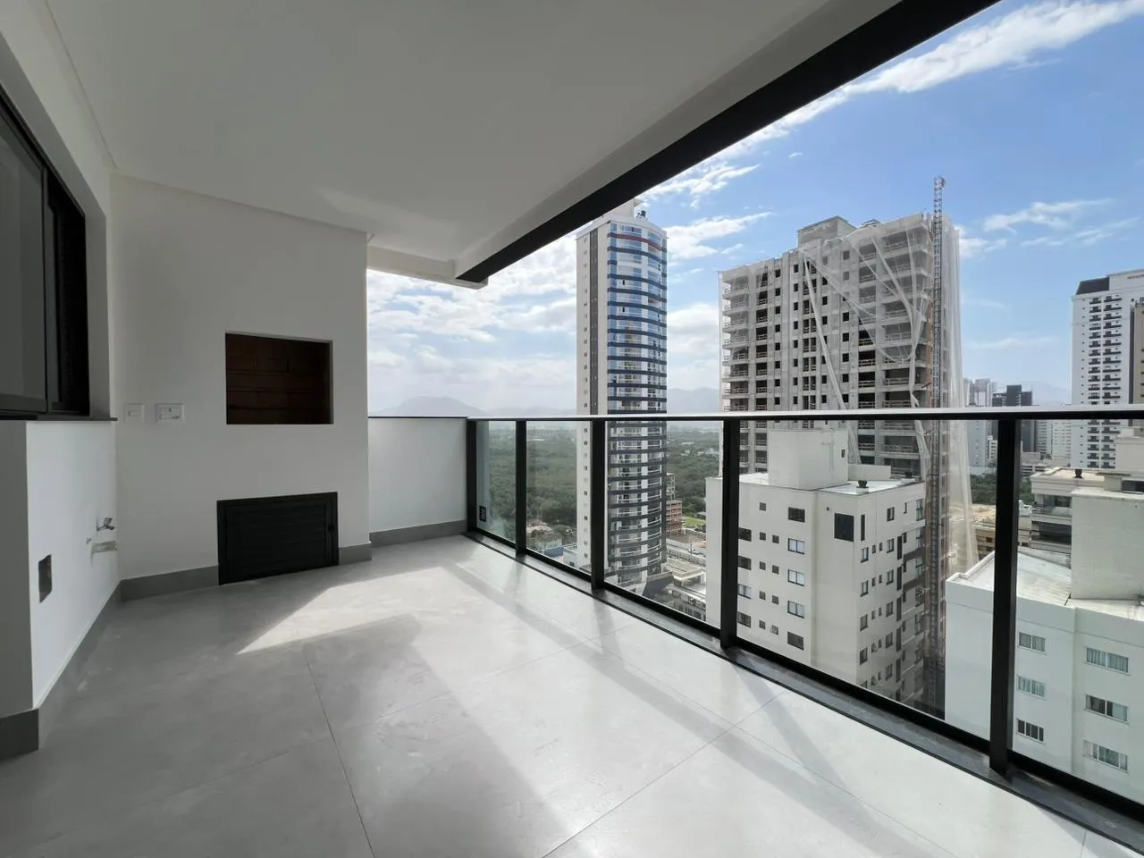 Imagem Apartamento à venda com 123.43m2 por R$ 2.790.000,00