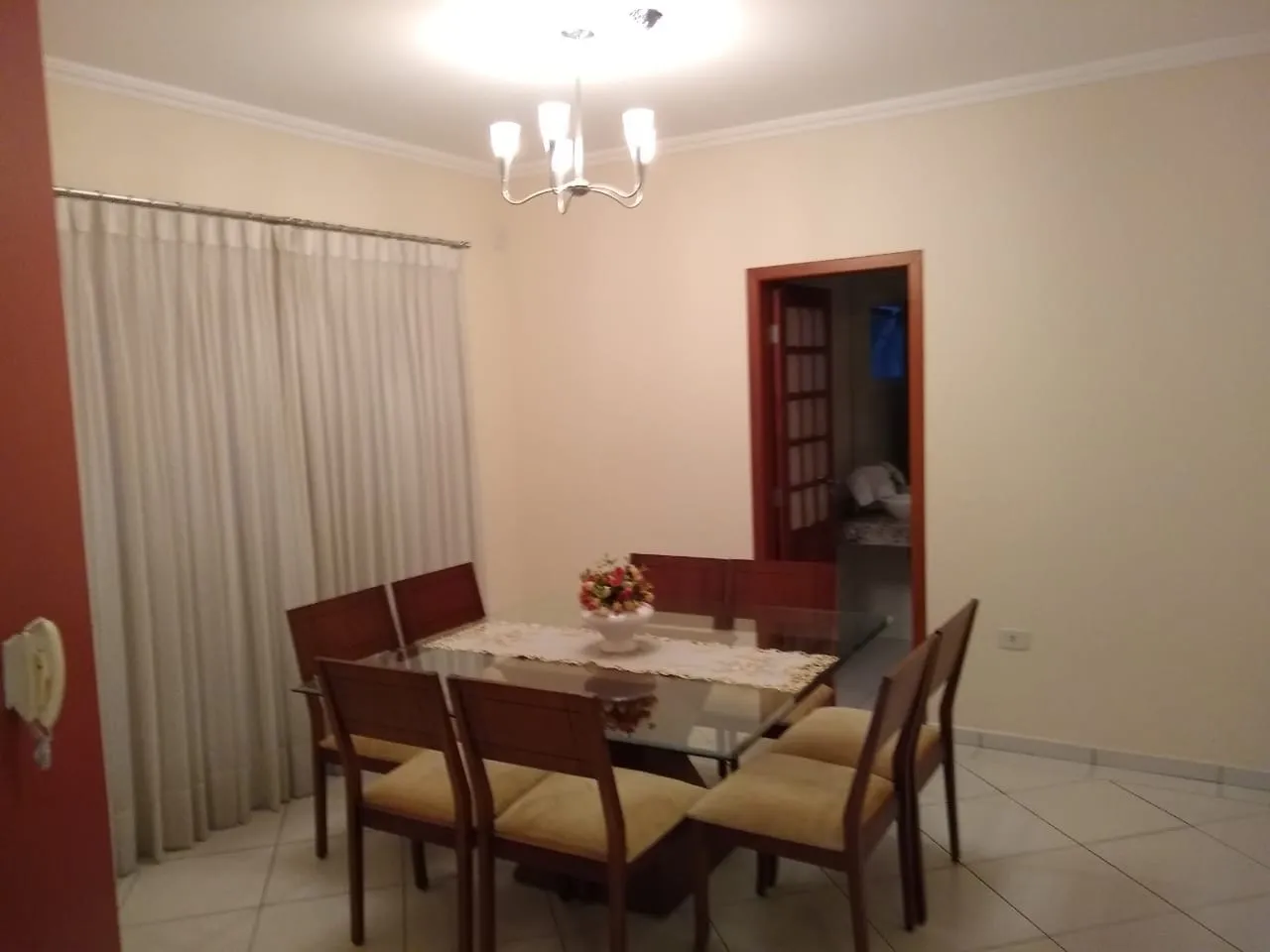 Imagem Casa à venda 3 Quartos, 2 Suites, 2 Vagas, 250M², Jardim Maria Augusta, Taubaté - SP
