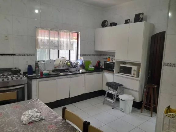 Imagem Sobrado com 3 dormitórios à venda, 199 m² por R$ 1.200.000,00 - Mirim - Praia Grande/SP
